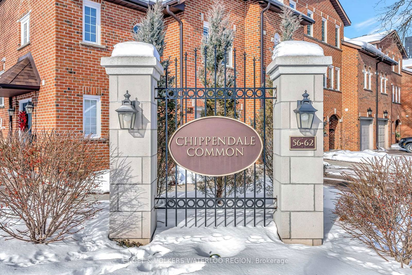 Townhouse sold at 2-54 Allen Street, Waterloo, N2L 6H4 - MLS: X11945634