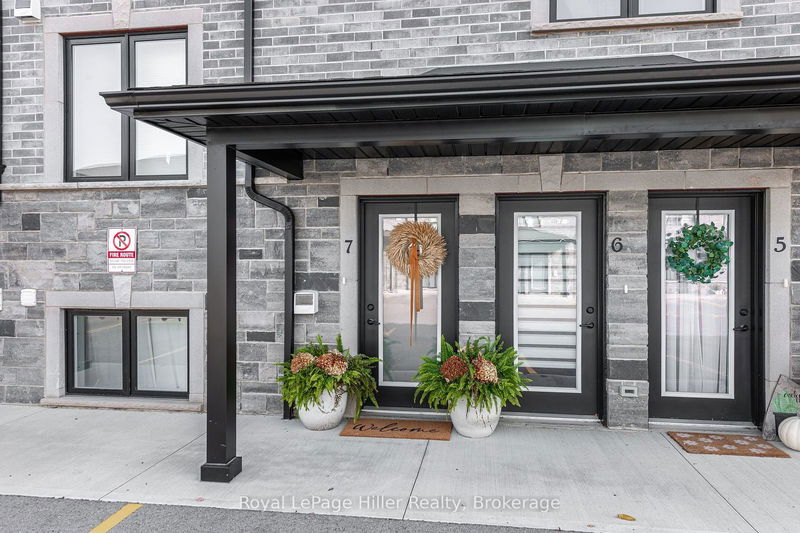 Unit 7 — 3192 VIVIAN LINE 37 Line, Stratford - Stratford image-0-0