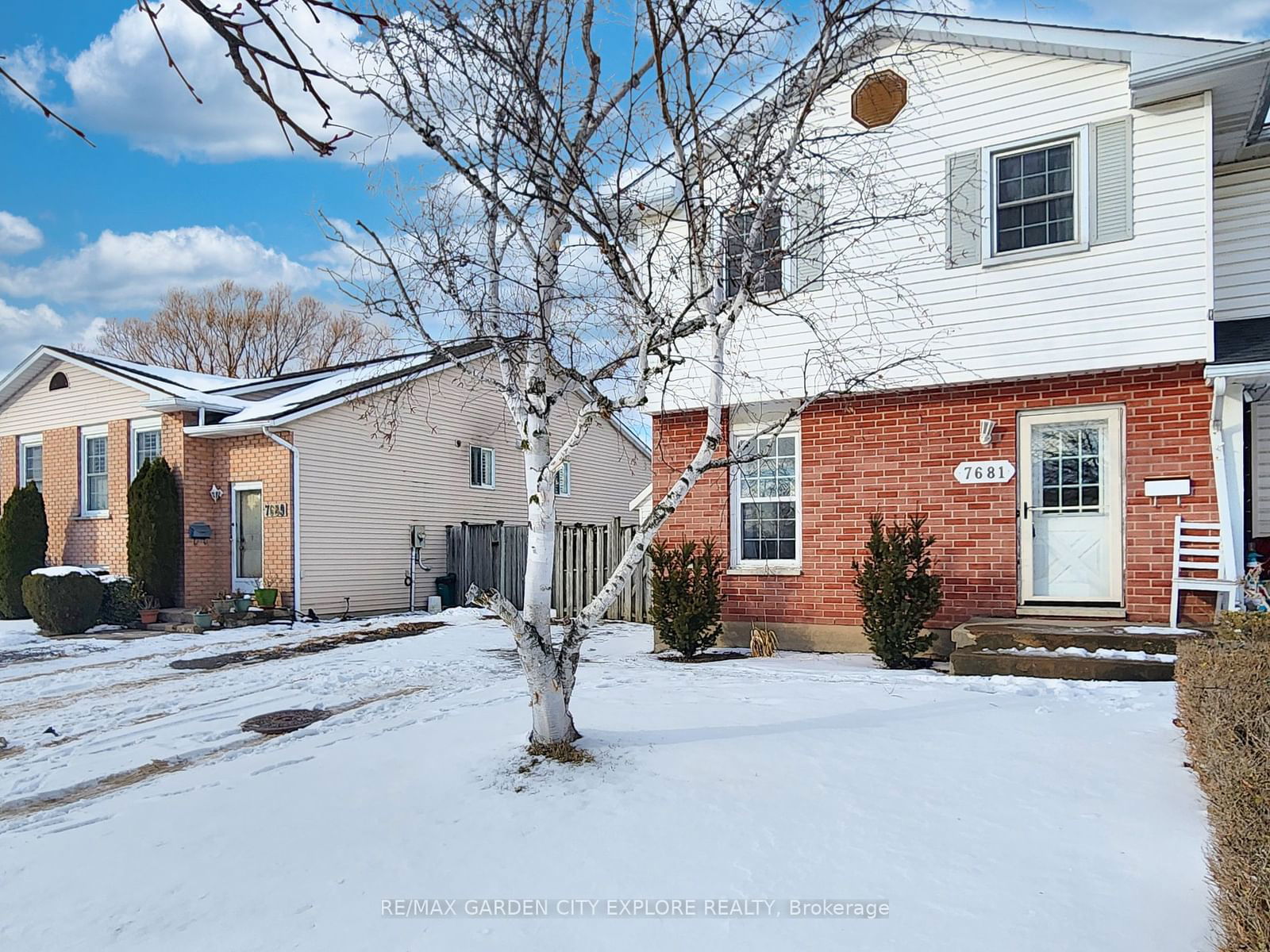 Semi-Detached House for sale at 7681 Trackview Street, Niagara Falls, 213 - Ascot, L2H 2Z6 - MLS: X11945940