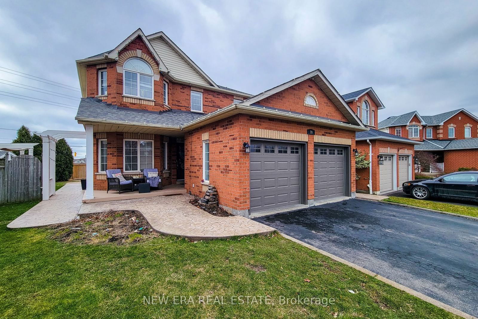 Detached House for sale at 20 Pentland Road, Hamilton, Waterdown, L0R 2H5 - MLS: X11946136