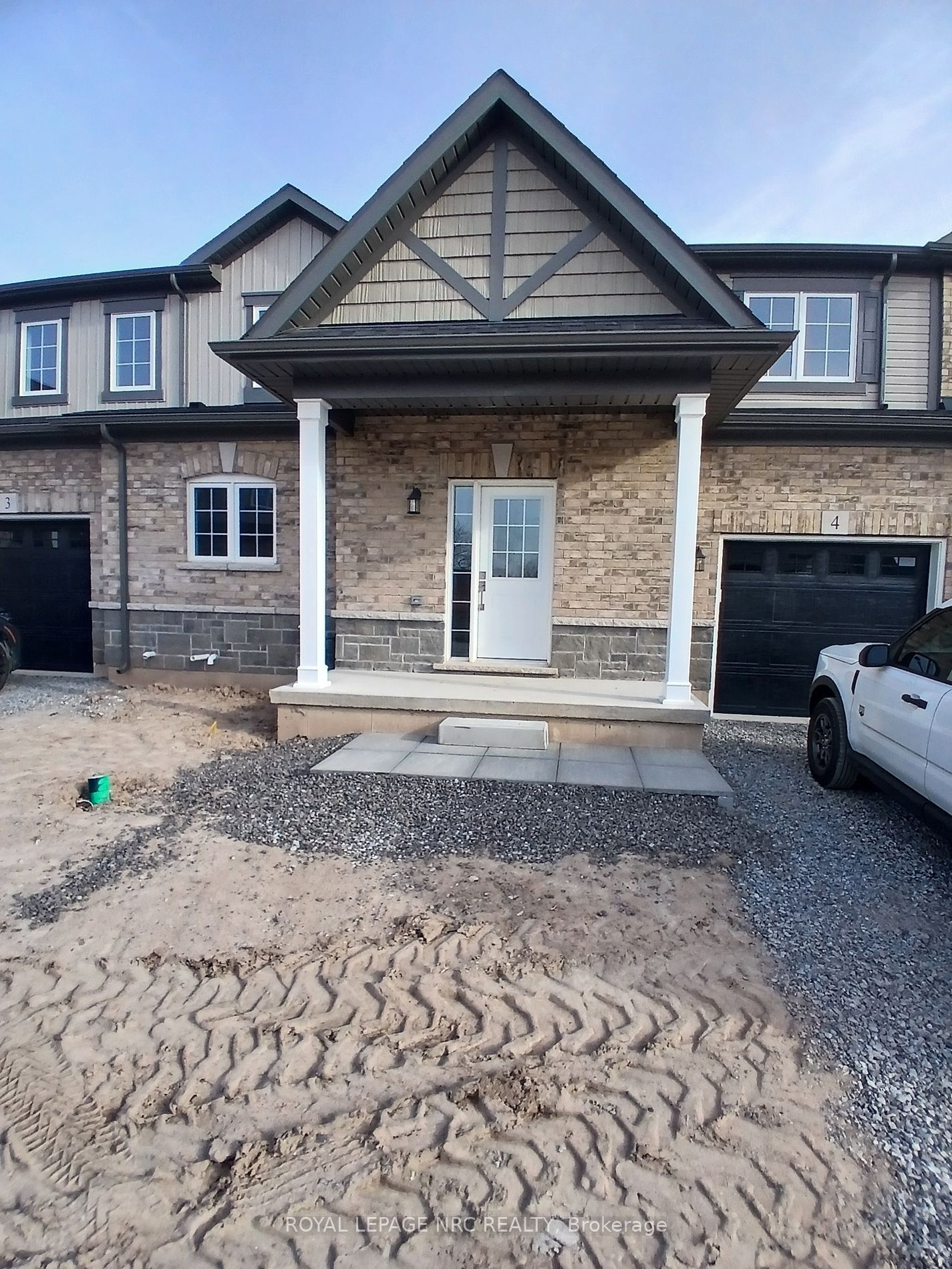 Townhouse leased at 4B-397 Garrison Road, Fort Erie, L2A 1N1 - MLS: X11946368