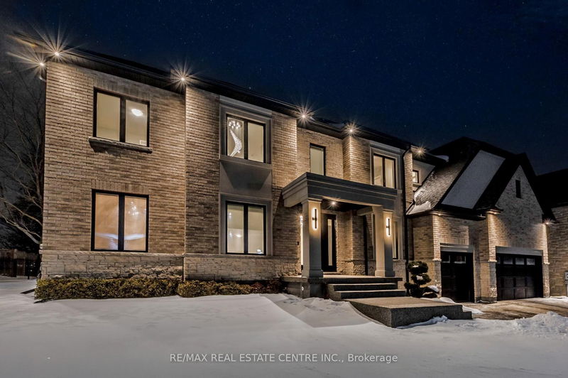 home for sale on 4-258 Edgewater Crescent