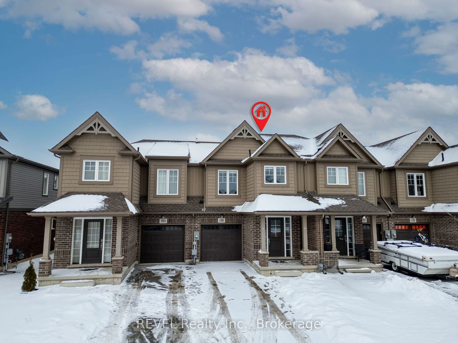 Townhouse for sale at 196 Heron Street, Welland, 771 - Coyle Creek, L3B 5N8 - MLS: X11946854