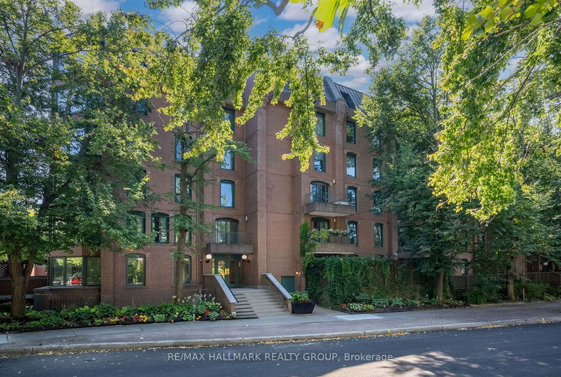 home for sale on 2-140 RIDEAU Terrace