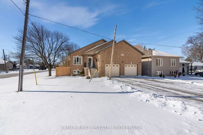 631 Main St, Chatham-Kent - Bothwell image-0-1