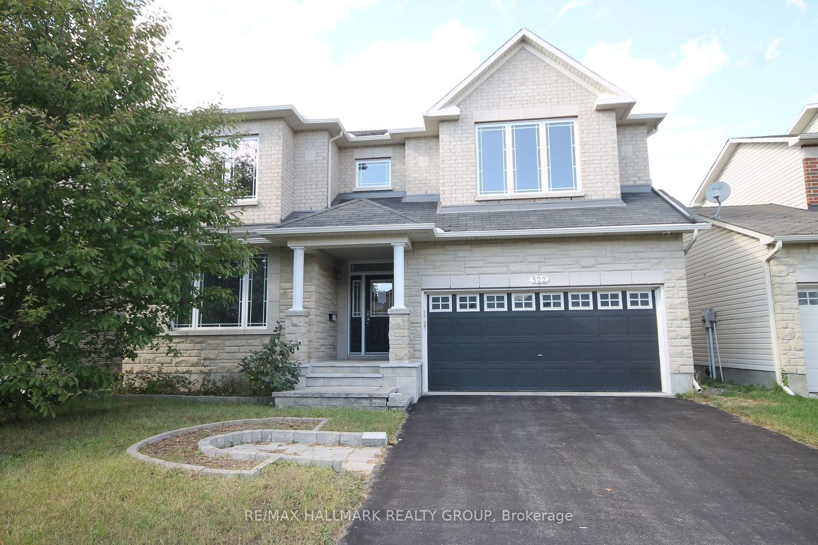 Detached House sold at 322 FAIRLAKES Way, Orleans - Cumberland and Area, 1118 - Avalon East, K4A 0K8 - MLS: X11947154