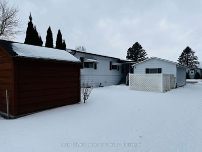 42 Stewart St, Strathroy-Caradoc - SE image-0-1