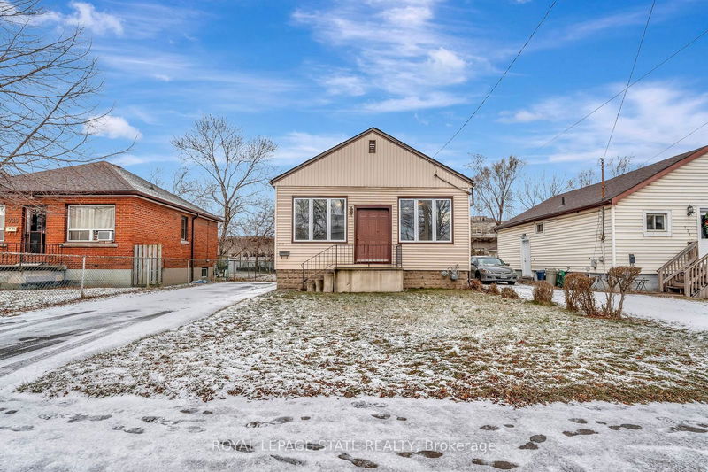 home for sale on 727 Brighton Avenue