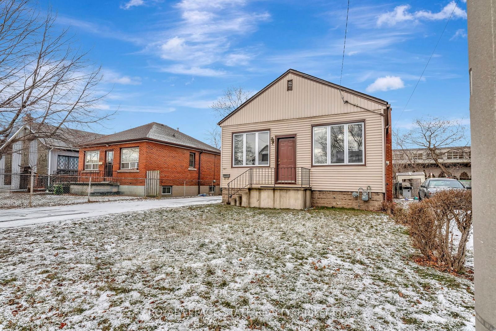 Detached House sold at 727 Brighton Avenue, Hamilton, Parkview, L8H 6H5 - MLS: X11947217