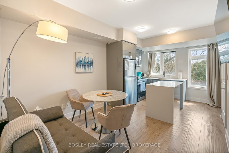 316 - 6065 McLeod Rd, Niagara Falls, L2G 0Z7 | Image 2