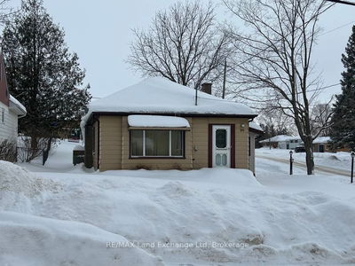 99 Carling Terr, North Huron - Wingham image-0-1