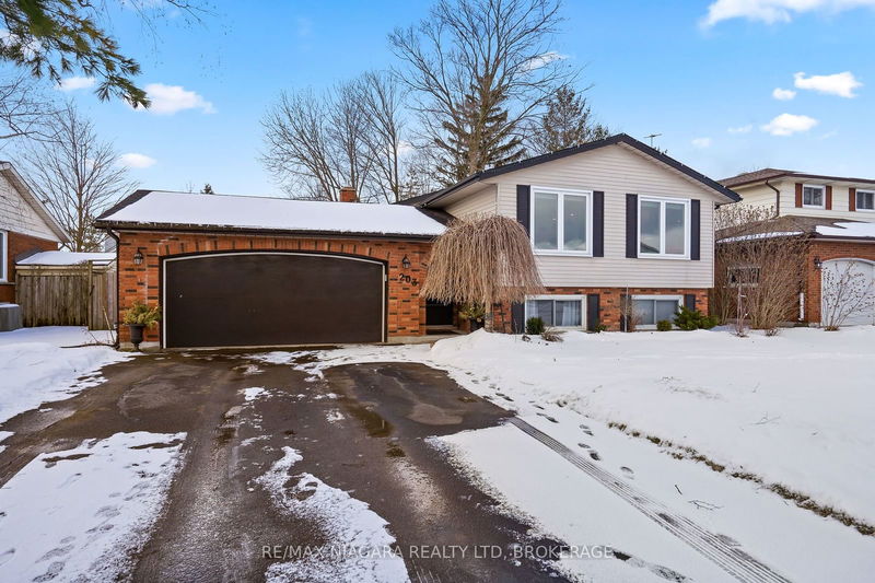 203 Gadsby Ave, Welland - 767 - N. Welland image-0-0