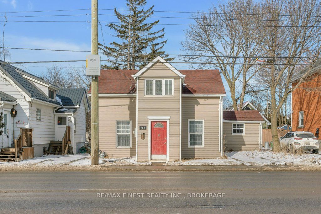 Building at 763 King street West, Kingston, Central City West