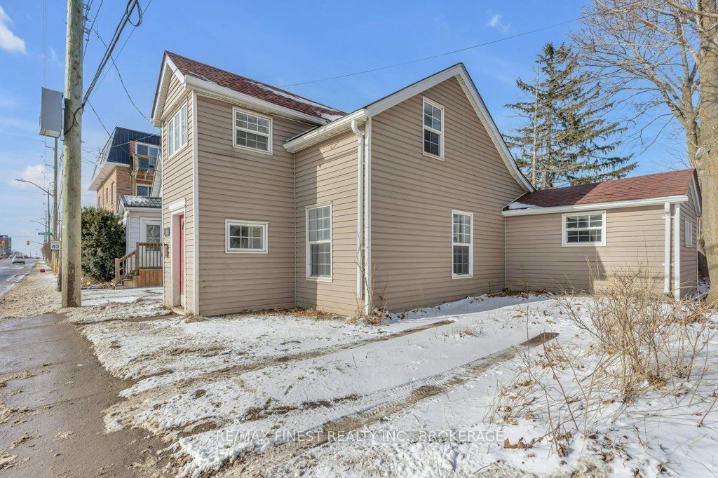 Detached House for sale at 763 King street West, Kingston, Central City West, K7M 2G4 - MLS: X11947537