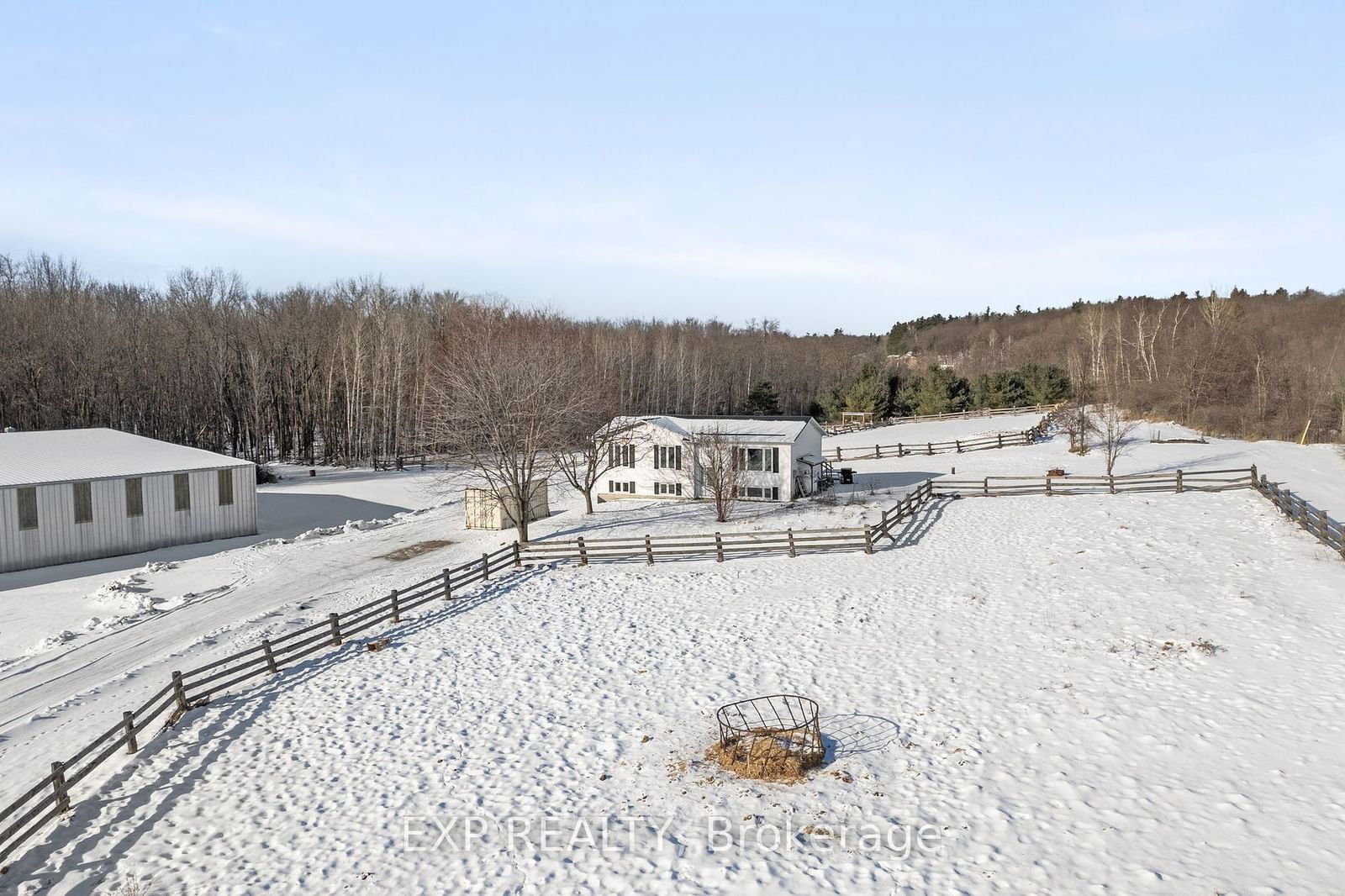 Building at 20771 Highway No. 17, Whitewater Region, 580 - Whitewater Region