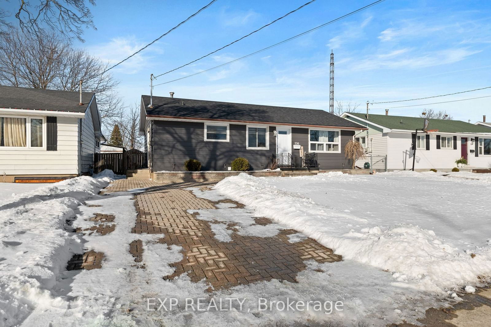 Detached House for sale at 336 Dufferin Street, Fort Erie, L2A 2T9 - MLS: X11947750