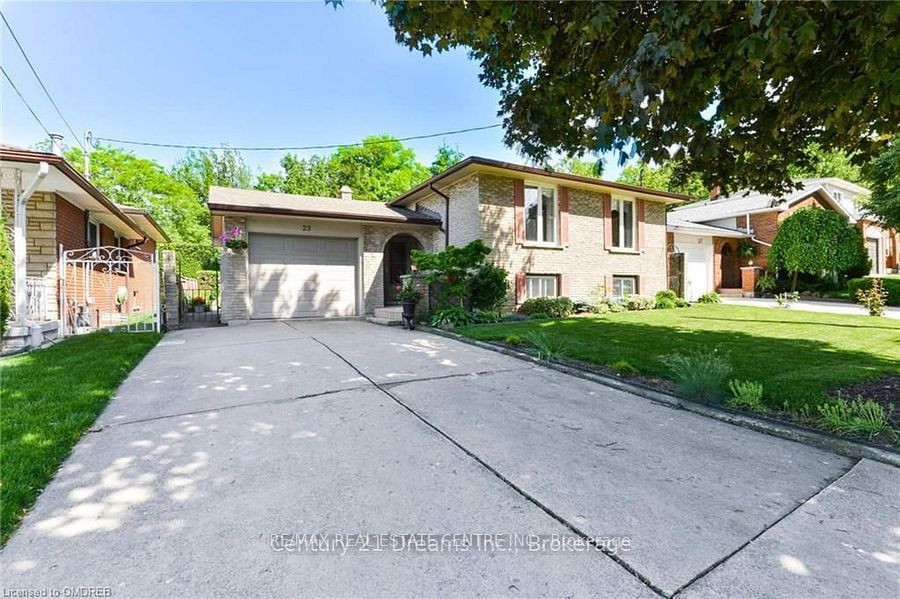 Building at 23 Alto Drive, Hamilton, Vincent