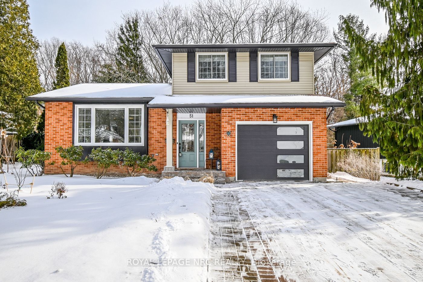 Detached House for sale at 51 Spruceside Crescent, Pelham, 662 - Fonthill, L0S 1E1 - MLS: X11947940