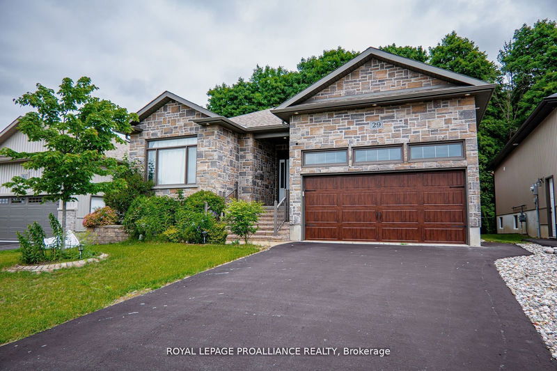 home for lease on 29 Autumn Grve