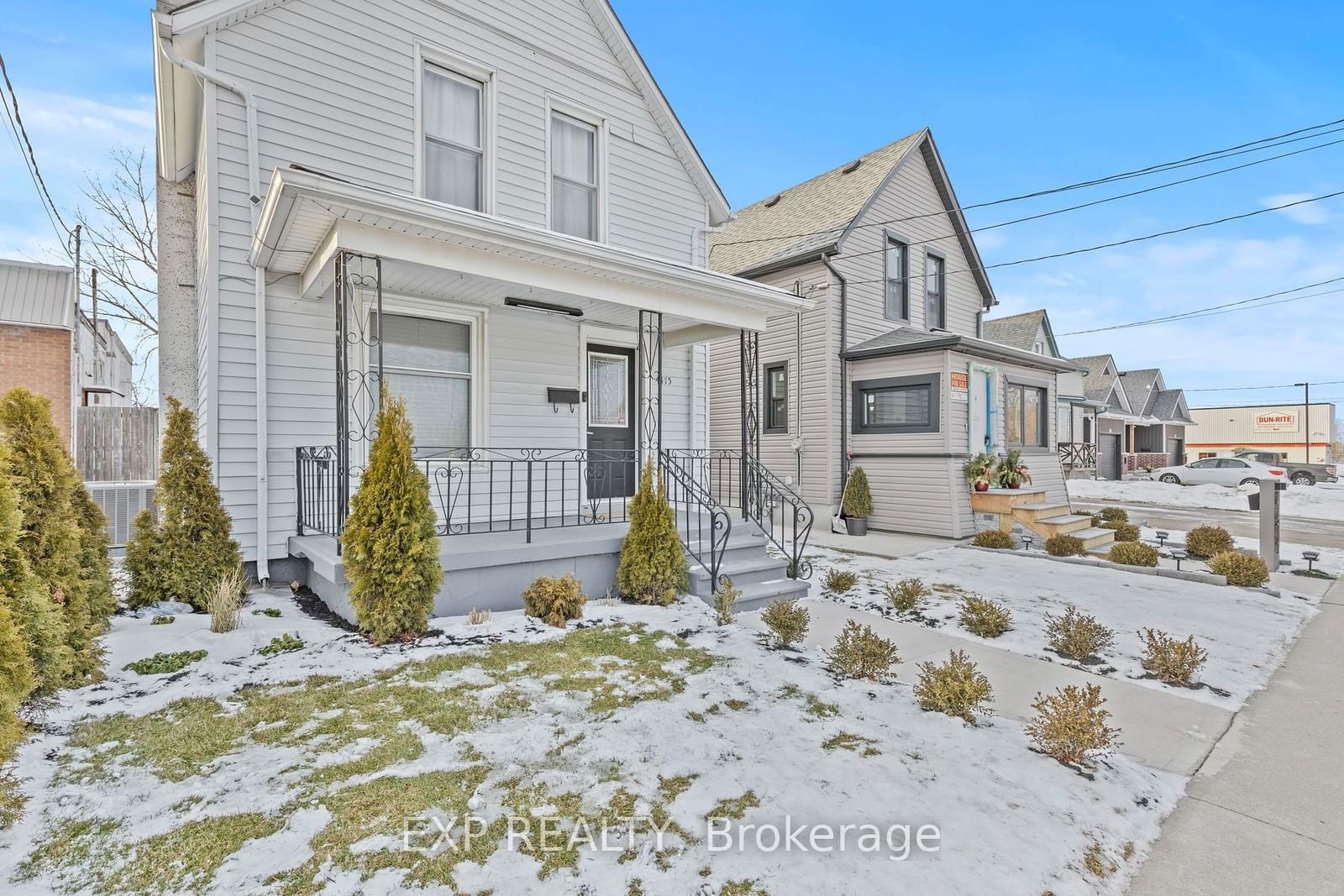 Detached House for sale at 4475 First Avenue, Niagara Falls, 210 - Downtown, L2E 4G1 - MLS: X11948579