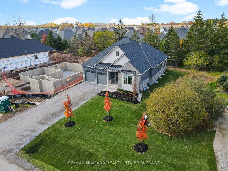27 MAPLE LEAF Ave S, Fort Erie, L0S 1N0 | Image 2