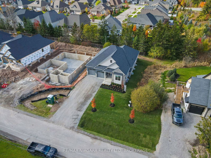27 MAPLE LEAF Ave S, Fort Erie, L0S 1N0 | Image 3