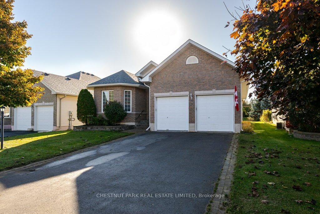 Building at 60 Elmdale Drive, Prince Edward County, Wellington