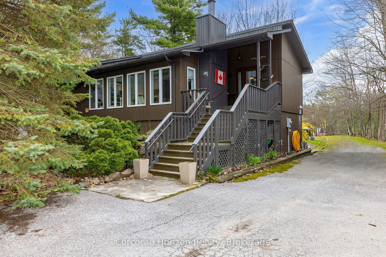 Detached House sold at 2517 HONEY HARBOUR Road, Georgian Bay, Baxter, L0K 1S0 - MLS: X11948748