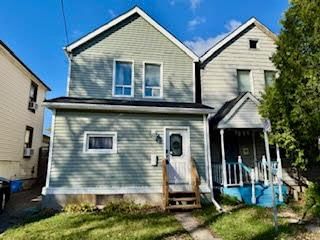 home for sale on 21 Minto Avenue