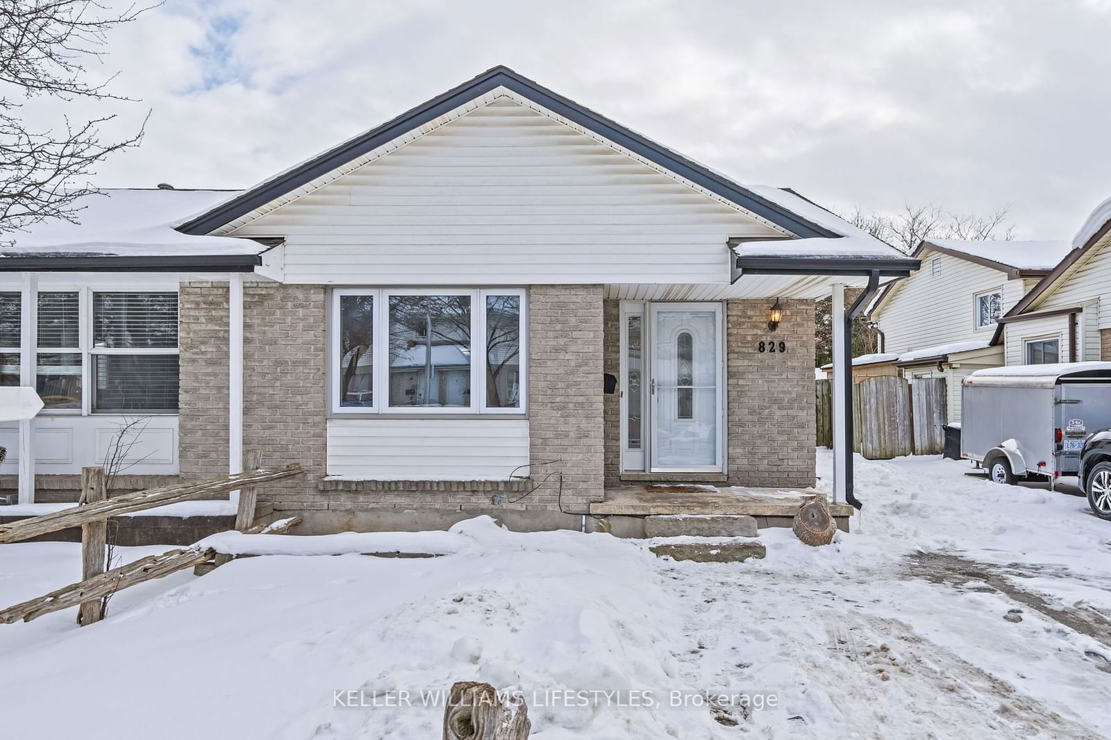 Semi-Detached House for sale at 829 Jalna Boulevard, London, South X, N6E 2S2 - MLS: X11948997