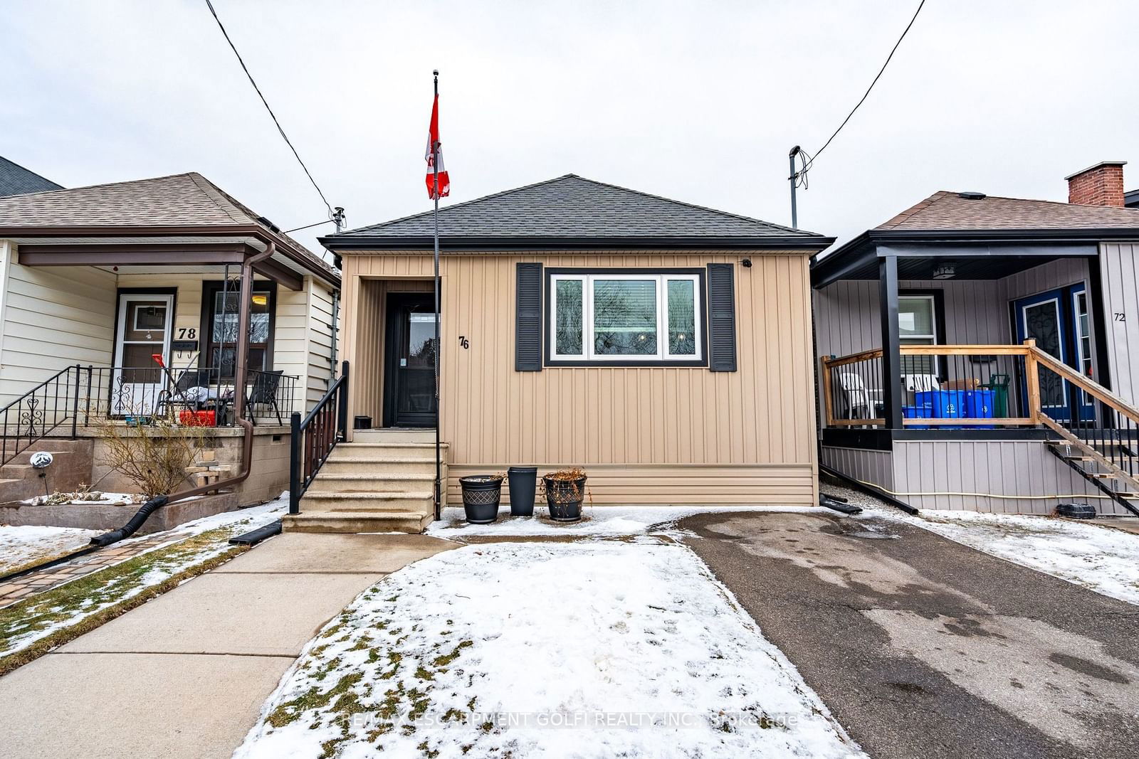 Detached House sold at 76 Park Row, Hamilton, Central, L8H 4E6 - MLS: X11949210