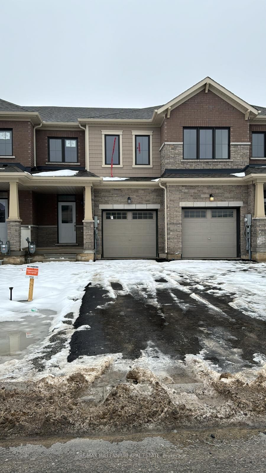 Townhouse sold at 399 Vanilla Trail, Thorold, L2V 0K7 - MLS: X11949395