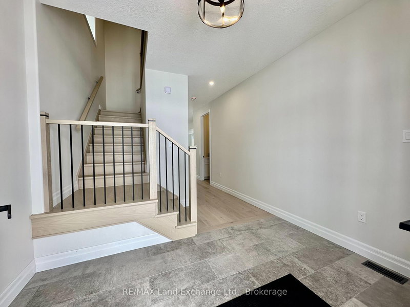 99 INVERNESS St N, Kincardine, N2Z 1J4 | Image 3