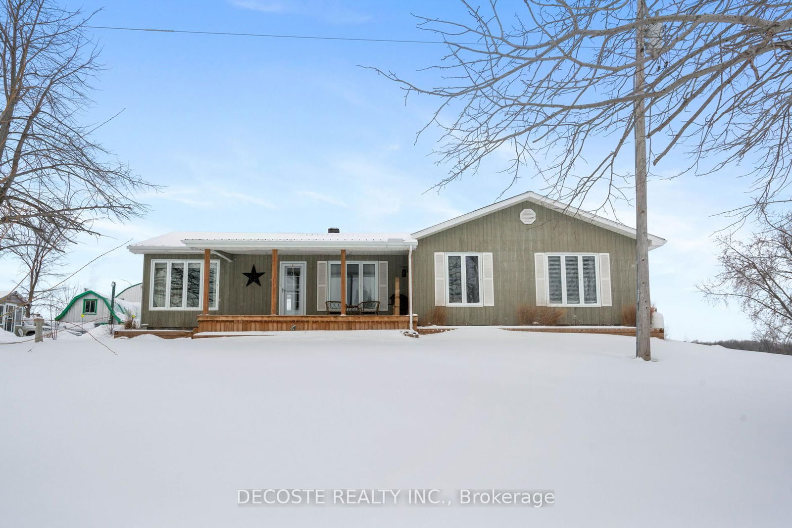 Detached House sold at 19641 County Rd 18 Road, South Glengarry, 723 - South Glengarry (Charlottenburgh) Twp, K0C 1S0 - MLS: X11949966