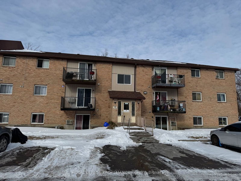 home for lease on 403-35B Union Street