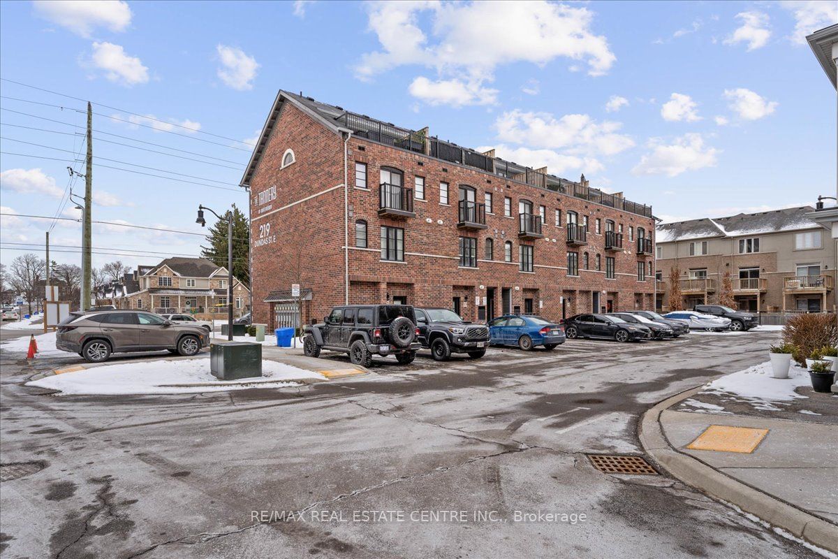 Condo for sale at 13-219 Dundas Street, Hamilton, Waterdown, L8B 1V9 - MLS: X11950050