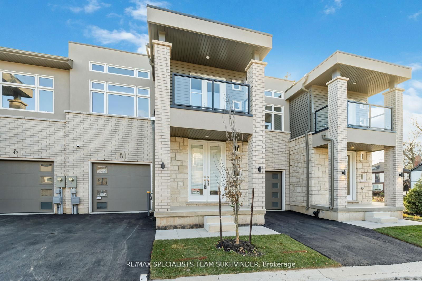 Townhouse for lease at 41-5672 Dorchester Road, Niagara Falls, L2G 5S3 - MLS: X11950206