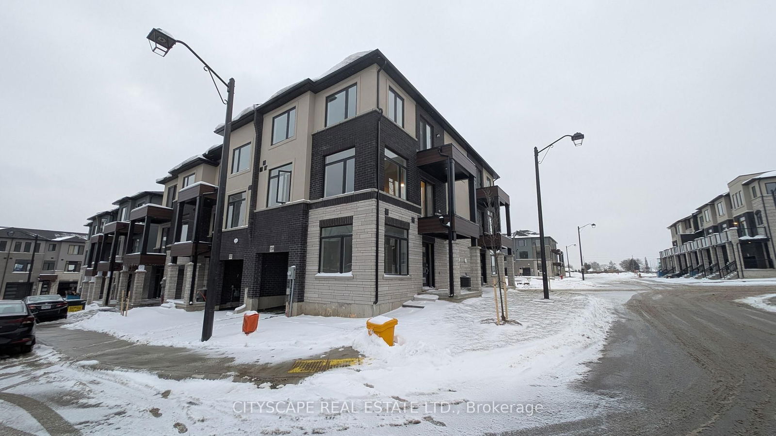 Townhouse leased at 138-155 Equestrian Way, Cambridge, N3E 0E8 - MLS: X11950326