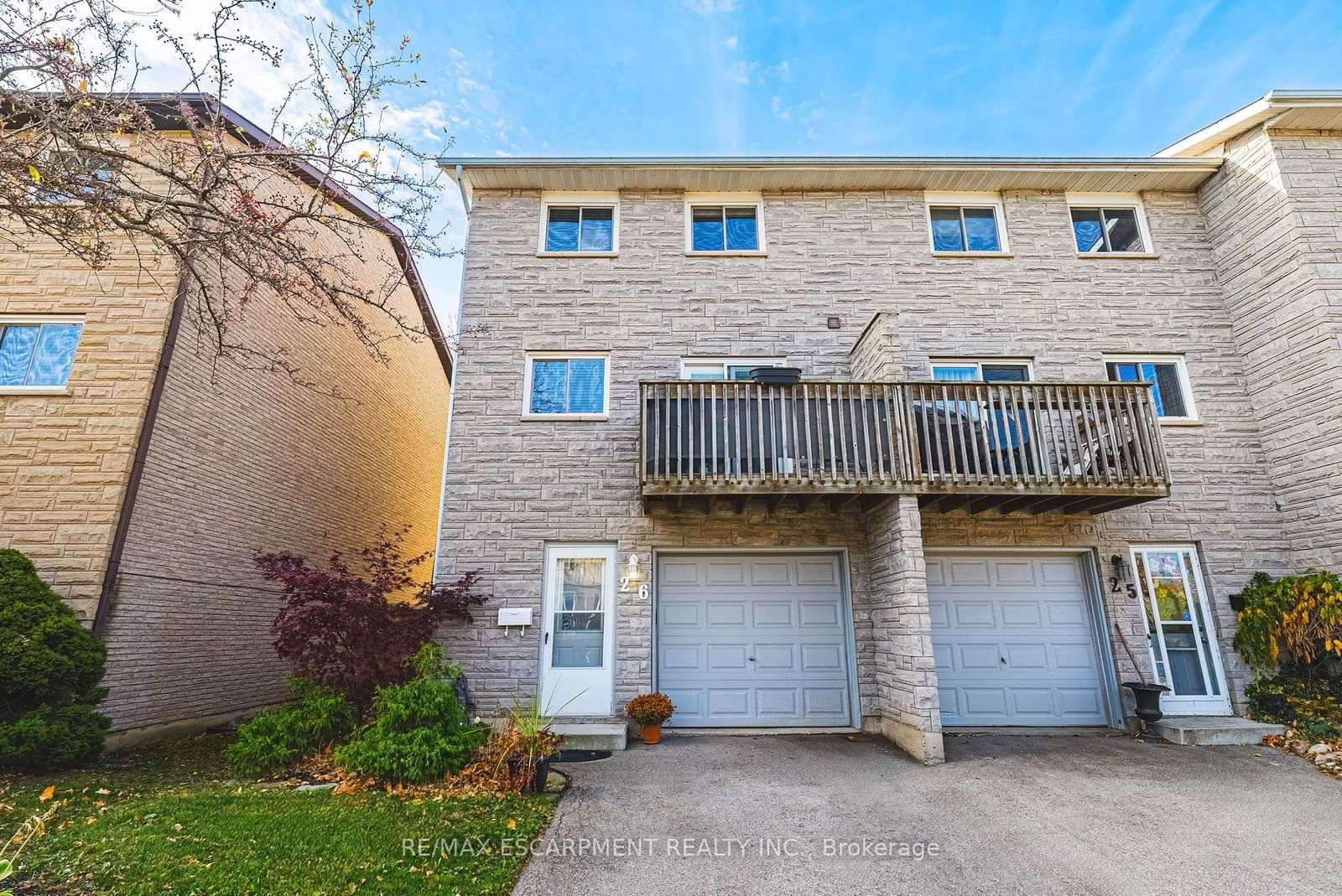 Townhouse for sale at 26-1155 Paramount Drive, Hamilton, Stoney Creek, L8J 1P6 - MLS: X11950351