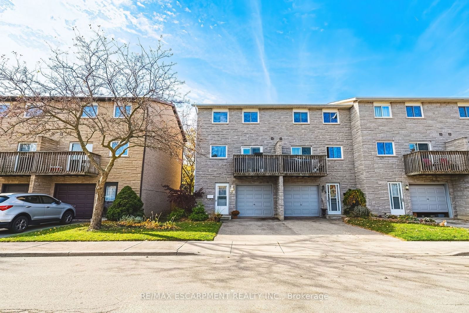 Townhouse for sale at 26-1155 Paramount Drive, Hamilton, Stoney Creek, L8J 1P6 - MLS: X11950351