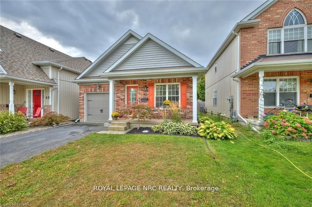 Detached House for sale at 42 Chicory Crescent, St. Catharines, 452 - Haig, L2R 0A5 - MLS: X11950517