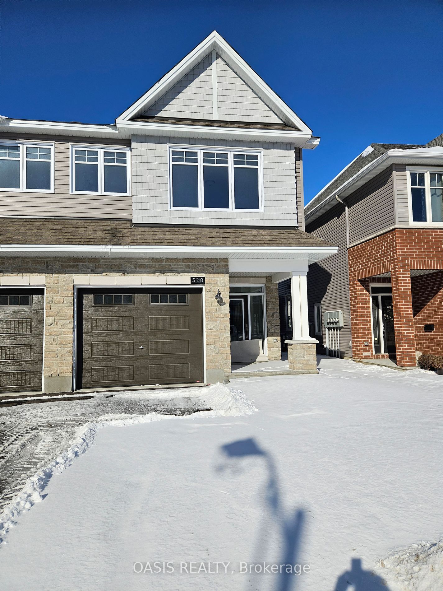 Semi-Detached House for sale at 528 Sonmarg Crescent, Barrhaven, 7711 - Barrhaven - Half Moon Bay, K2J 7A5 - MLS: X11950589