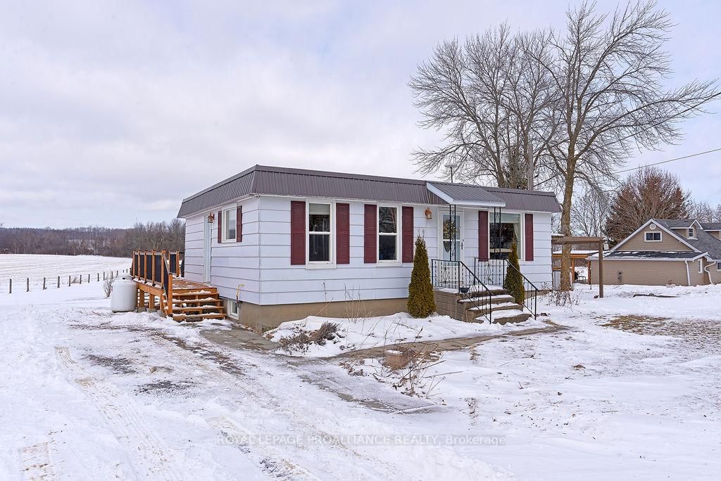 Building at 410 Grills Road, Belleville, Sidney Ward