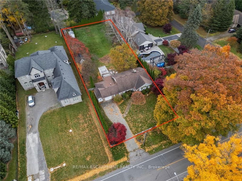 home for sale on 53 LOVERS Lane