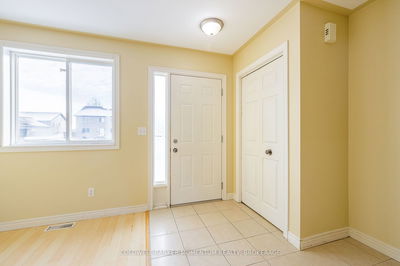 40 Saturn Rd, Port Colborne -  image-0-1