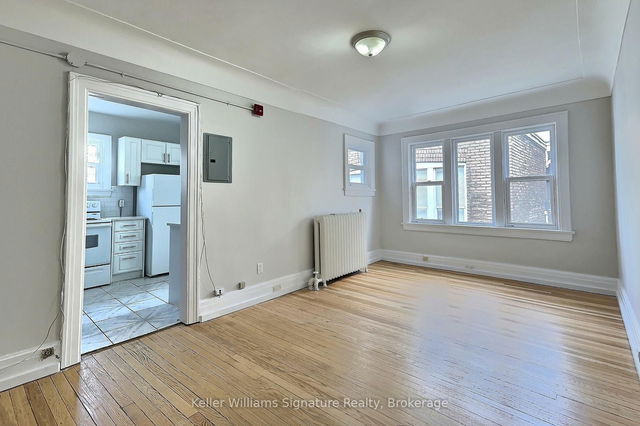 8 - 8 Tisdale Street