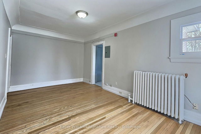 8 - 8 Tisdale Street