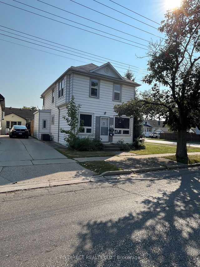 483 Wellington Street