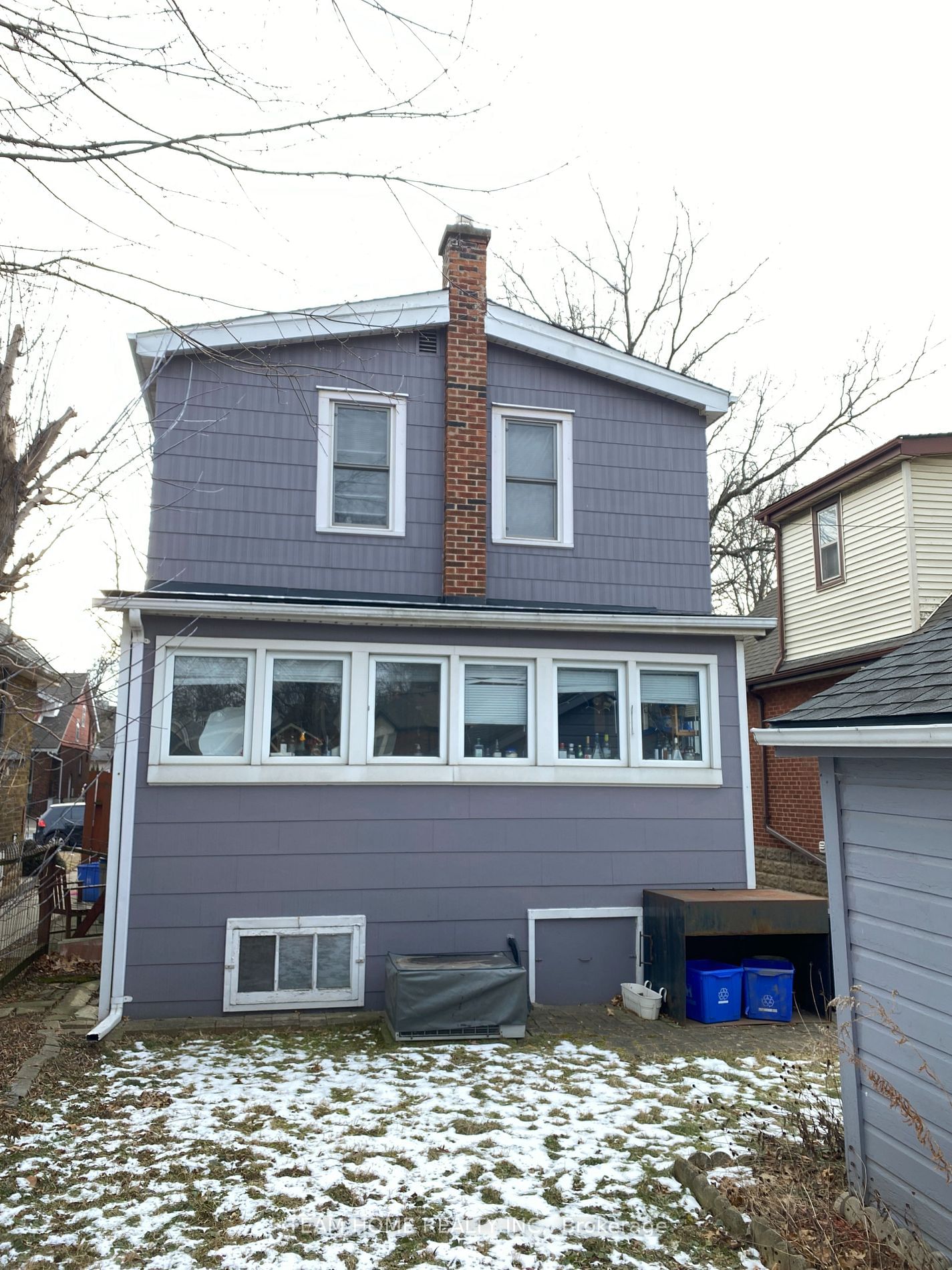 Detached House sold at 1106 King Street, Hamilton, Westdale, L8S 1L7 - MLS: X11951797