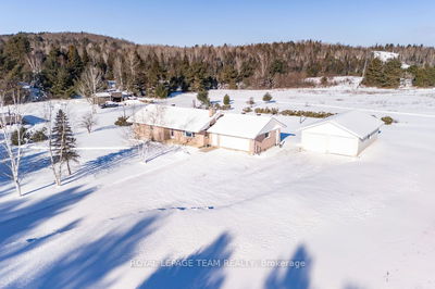 48 Pioneer Rd, Madawaska Valley - 570 - Madawaska Valley